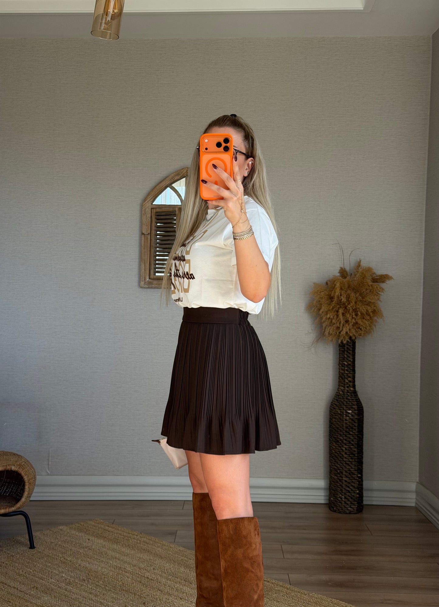 EKRU YAZI BASKILI TİŞÖRT