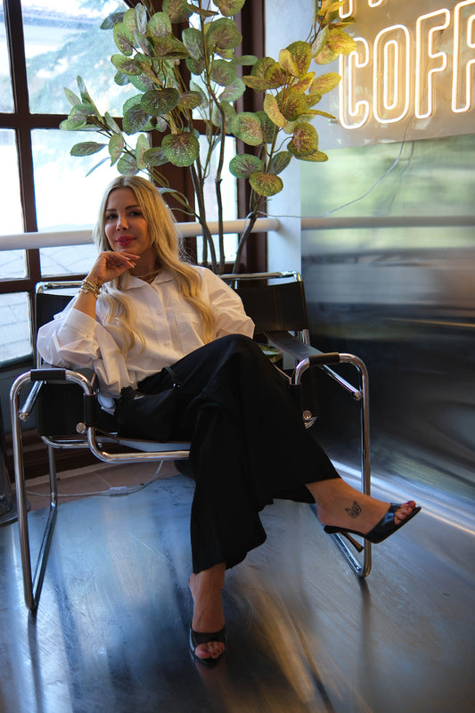 BEYAZ OVERSİZE KALIP STANDART BEDEN GÖMLEK