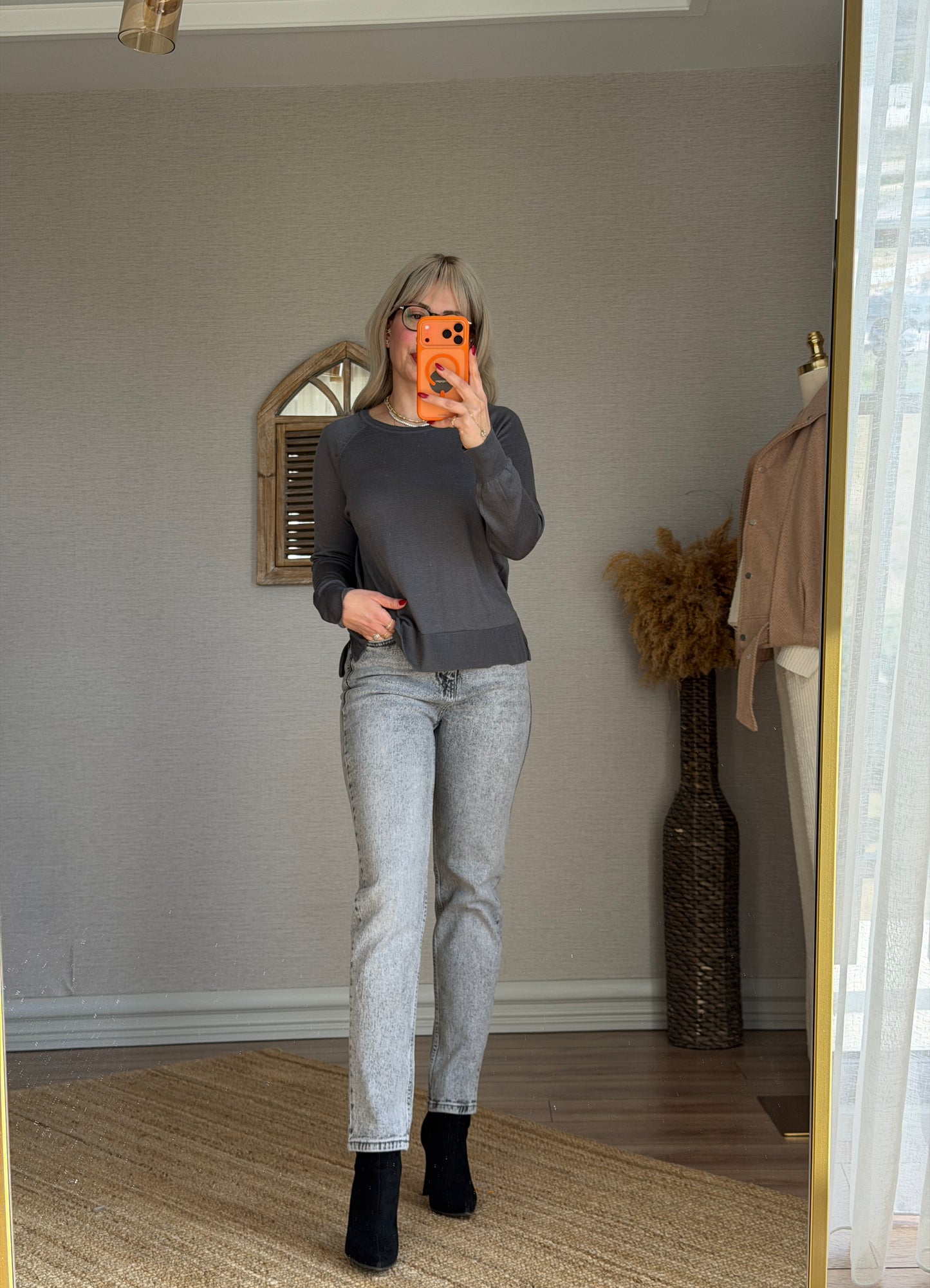 DİLVİN GRİ TRİKO