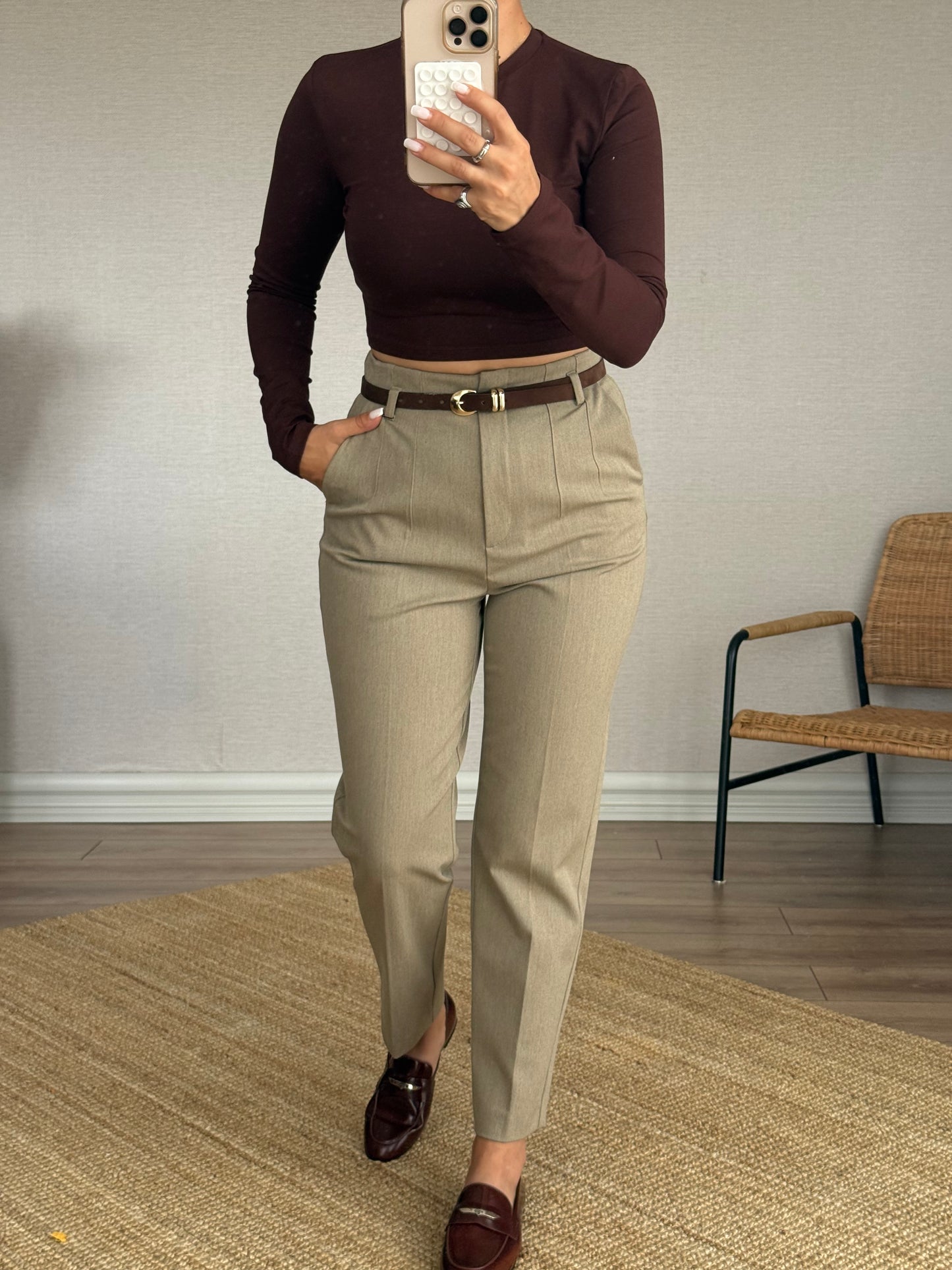 DİLVİN HAVUÇ KESİM PANTOLON