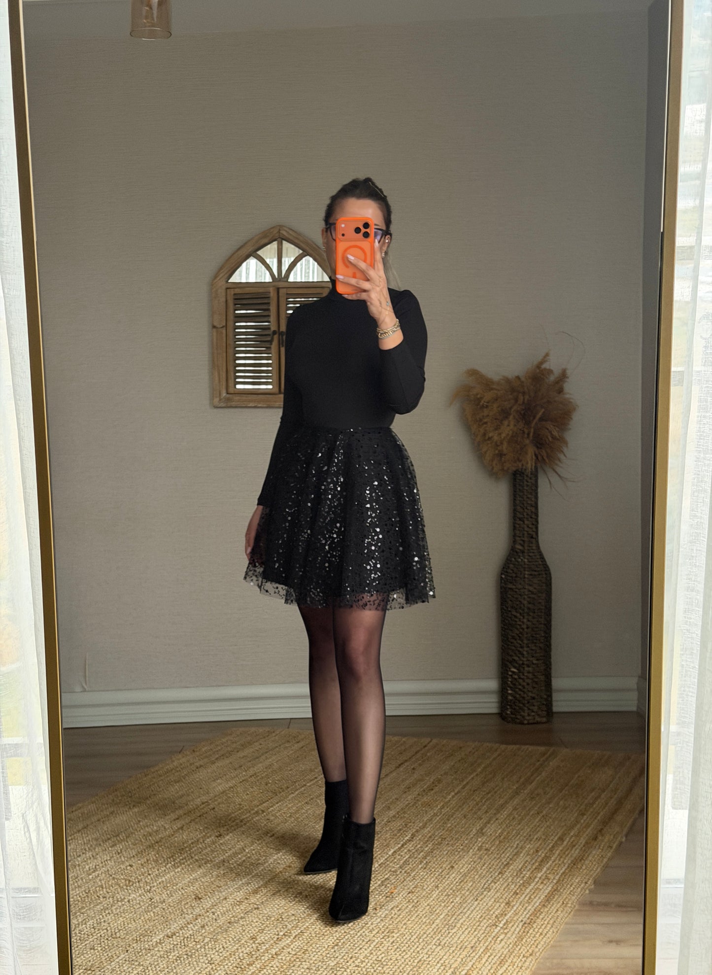 PULLU İNCİLİ ETEK