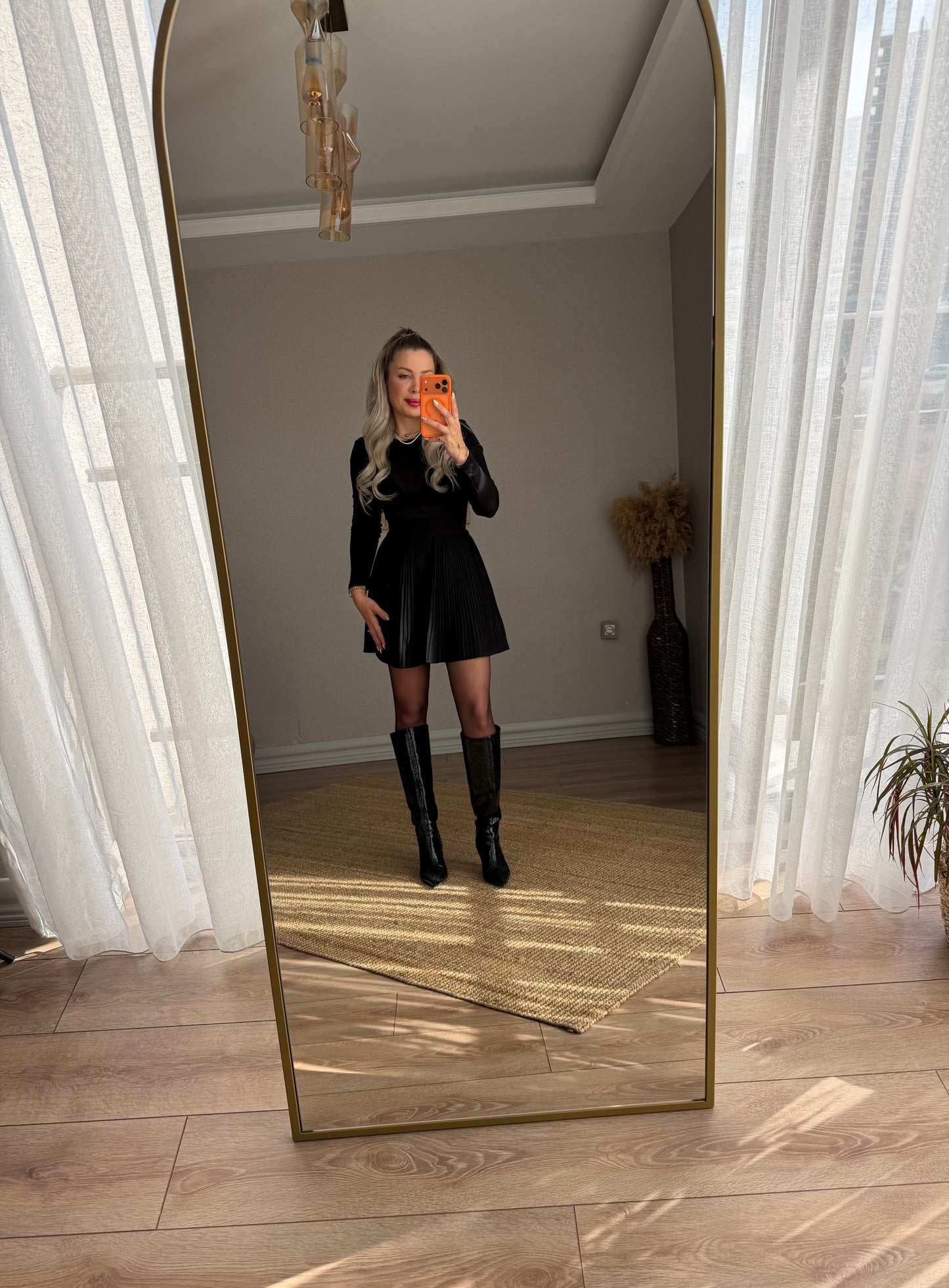 SİYAH TRANSPARAN BLUZ