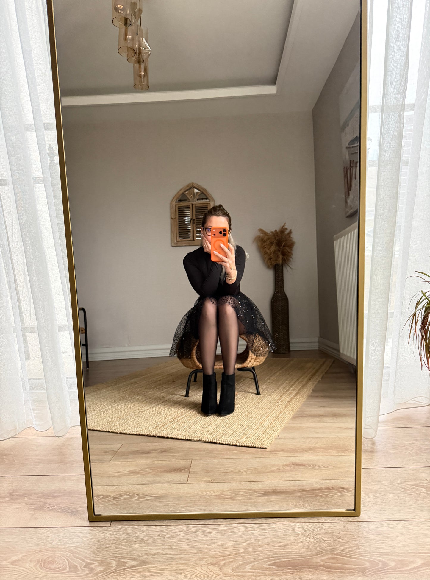 PULLU İNCİLİ ETEK