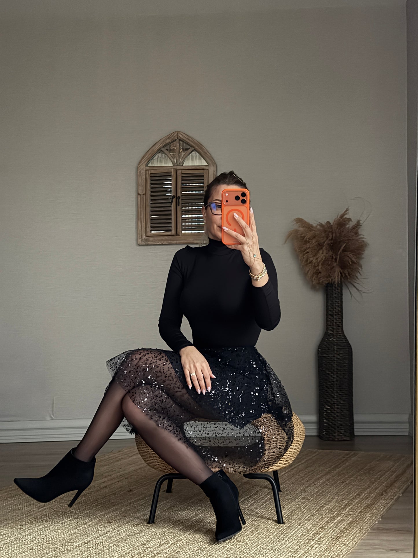 PULLU İNCİLİ ETEK