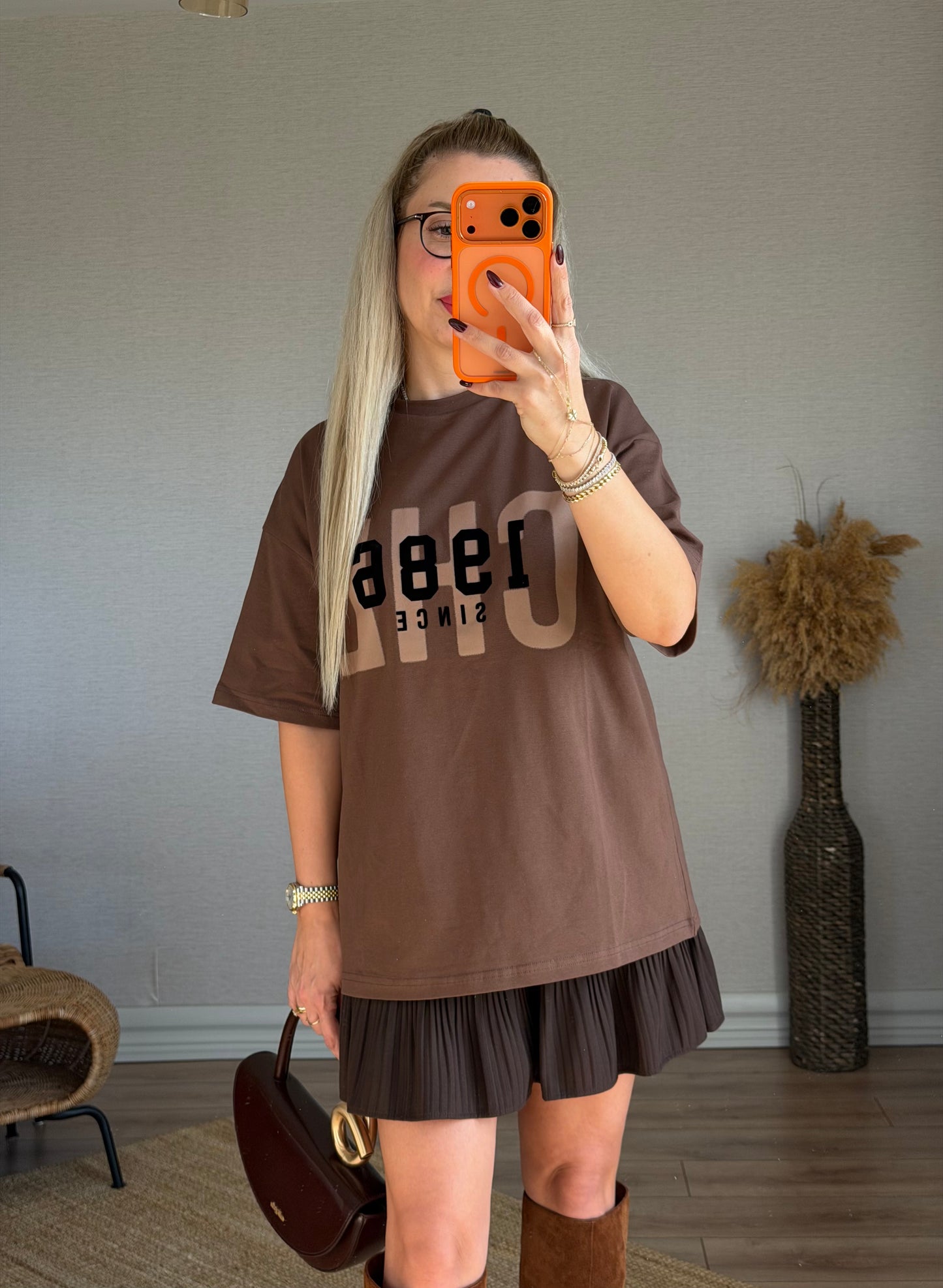 KAHVERENGİ TİŞÖRT