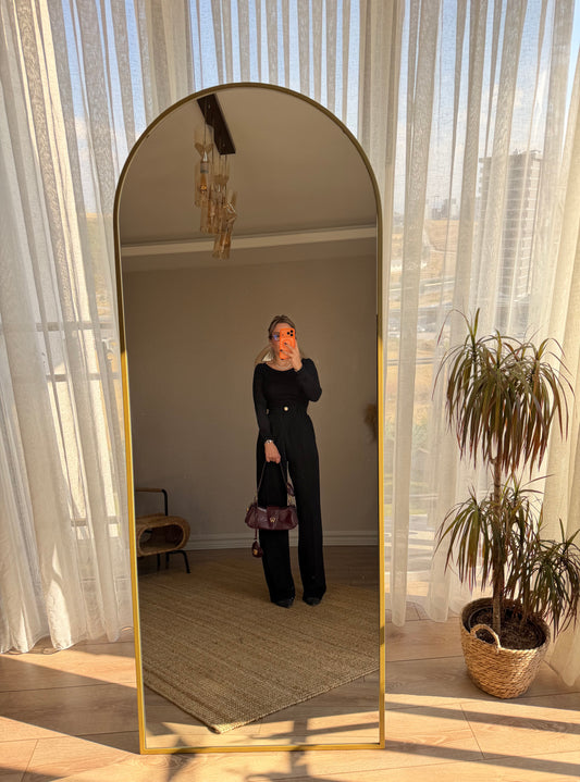 DİLVİN SİYAH KAYIK YAKA BLUZ