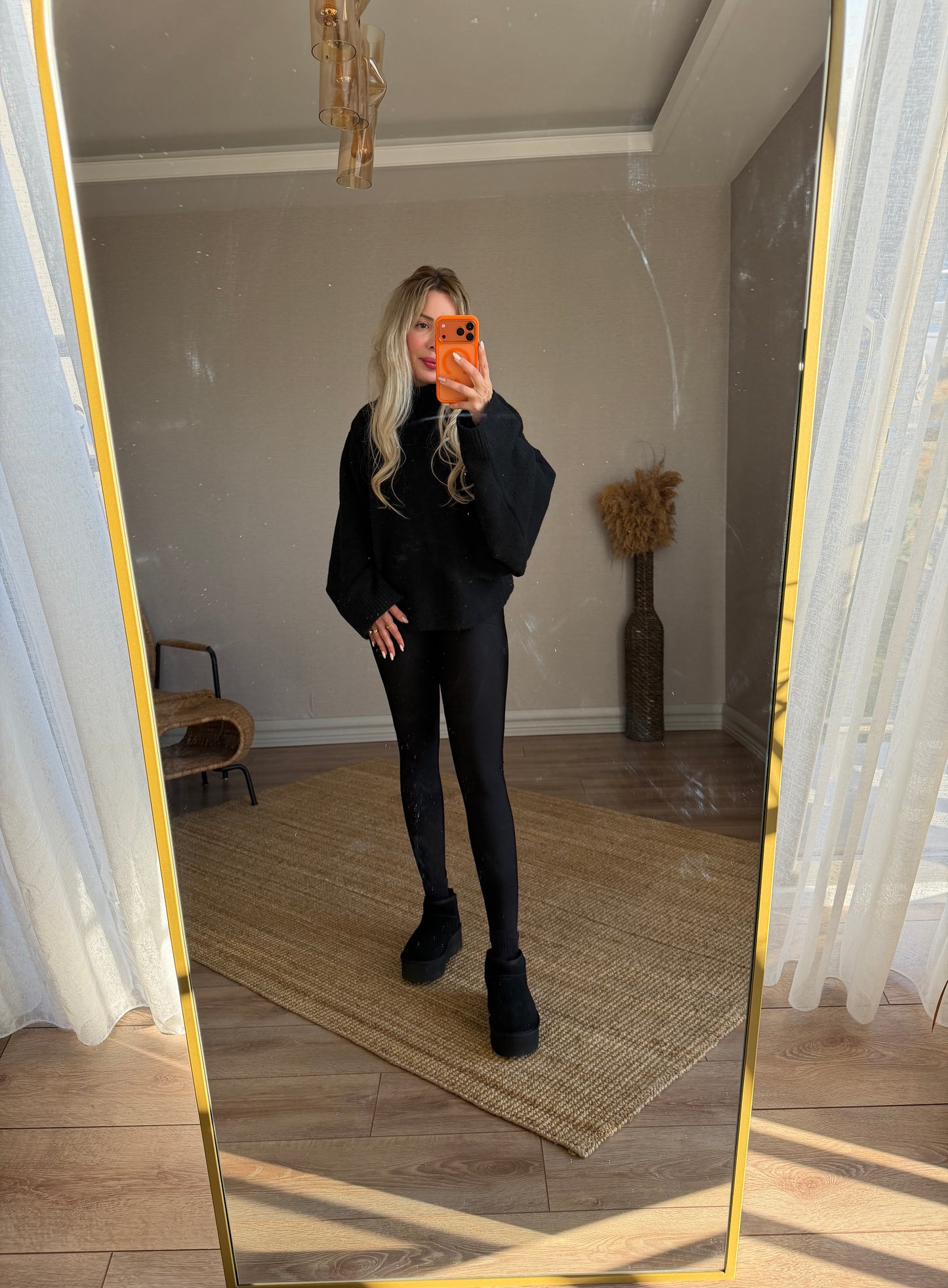 DİLVİN SİYAH TAYT