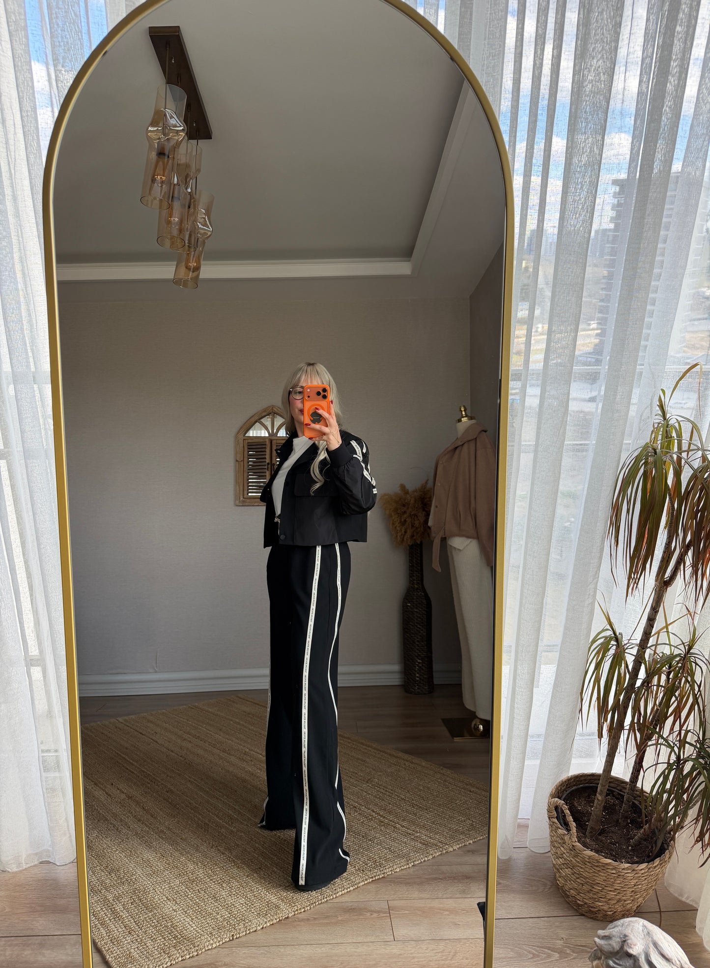 SİYAH ŞERİT DETAYLI TAKIM