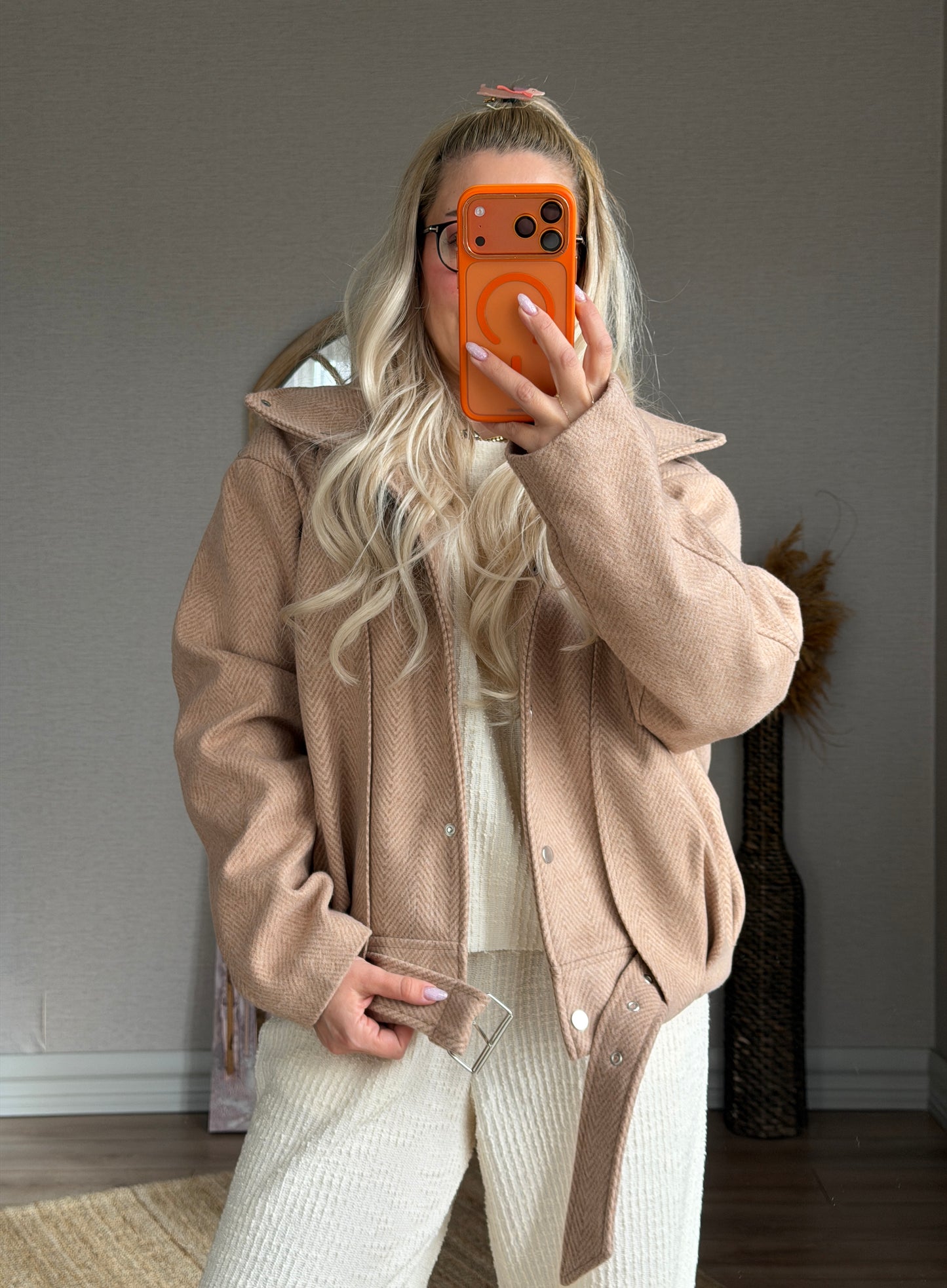 BALIKSIRTI KISA KAŞE KABAN