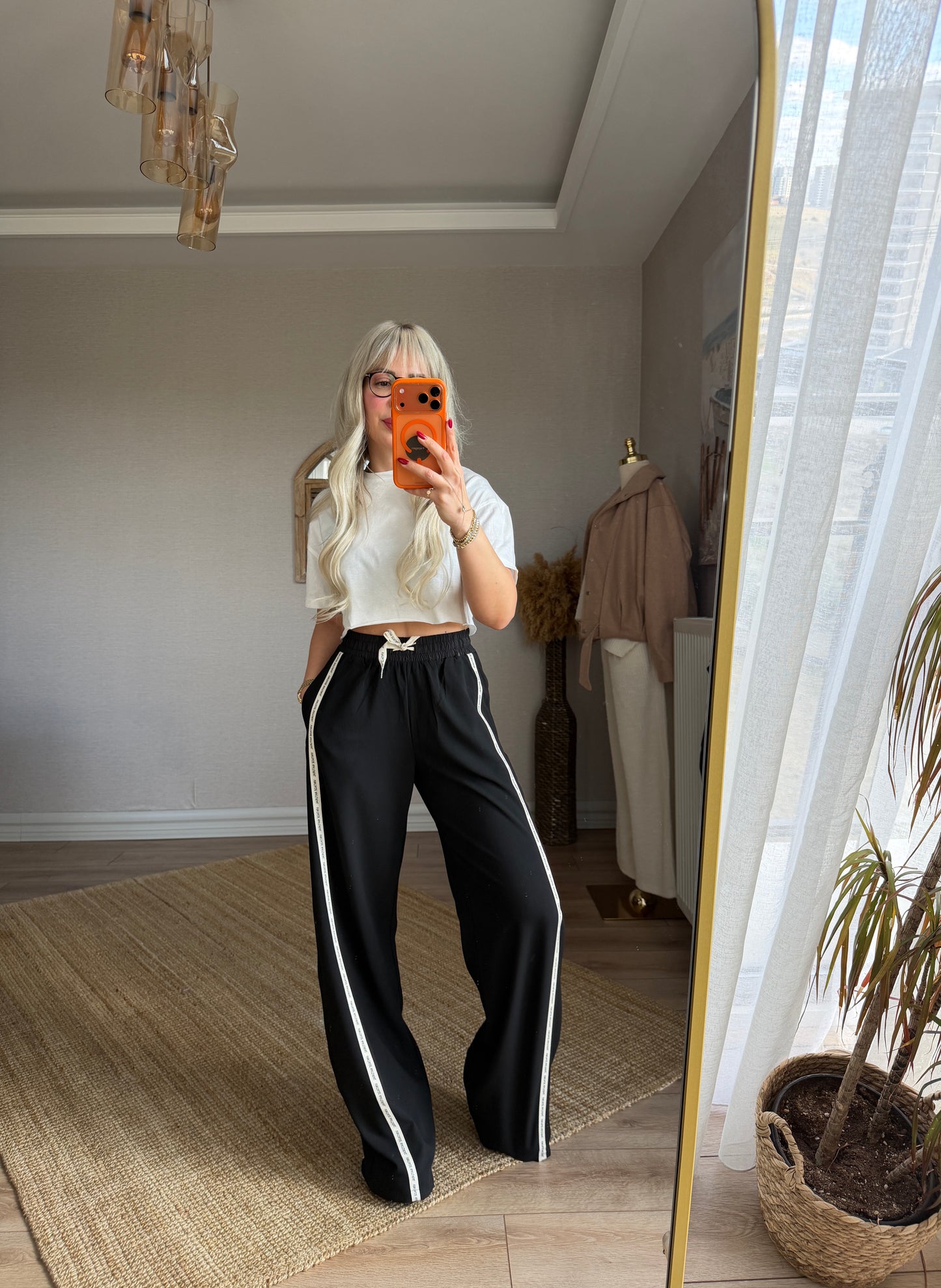 QUZU CROP BEYAZ TİŞÖRT