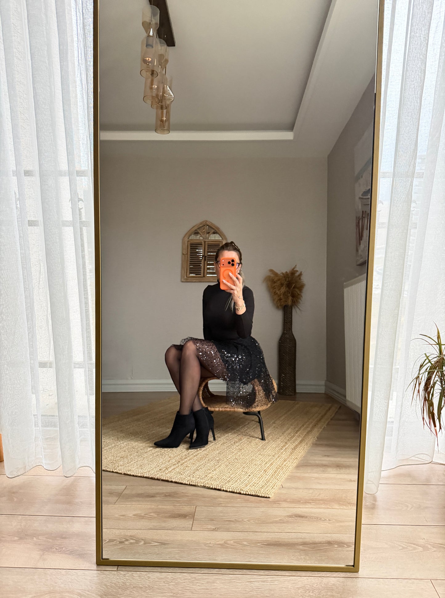 PULLU İNCİLİ ETEK