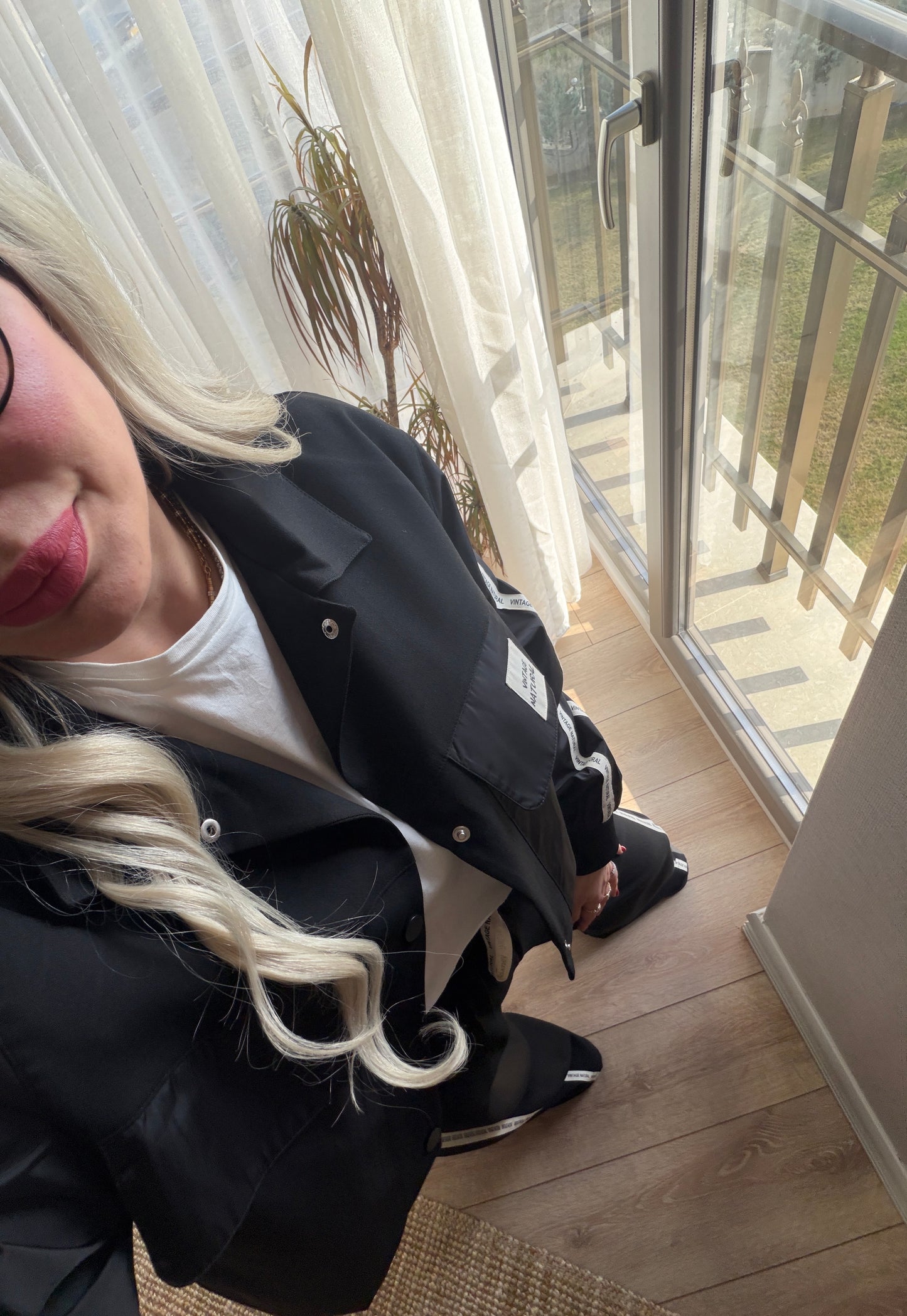 SİYAH ŞERİT DETAYLI TAKIM