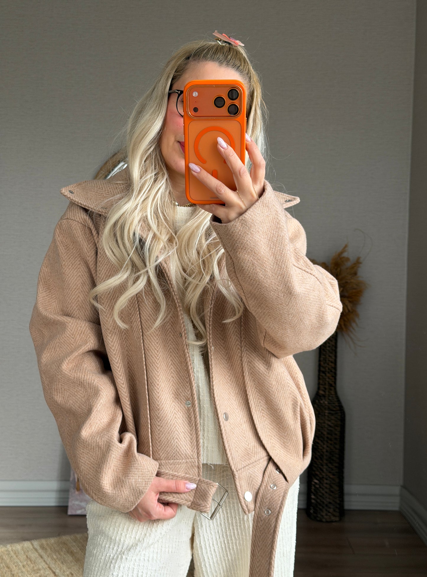 BALIKSIRTI KISA KAŞE KABAN