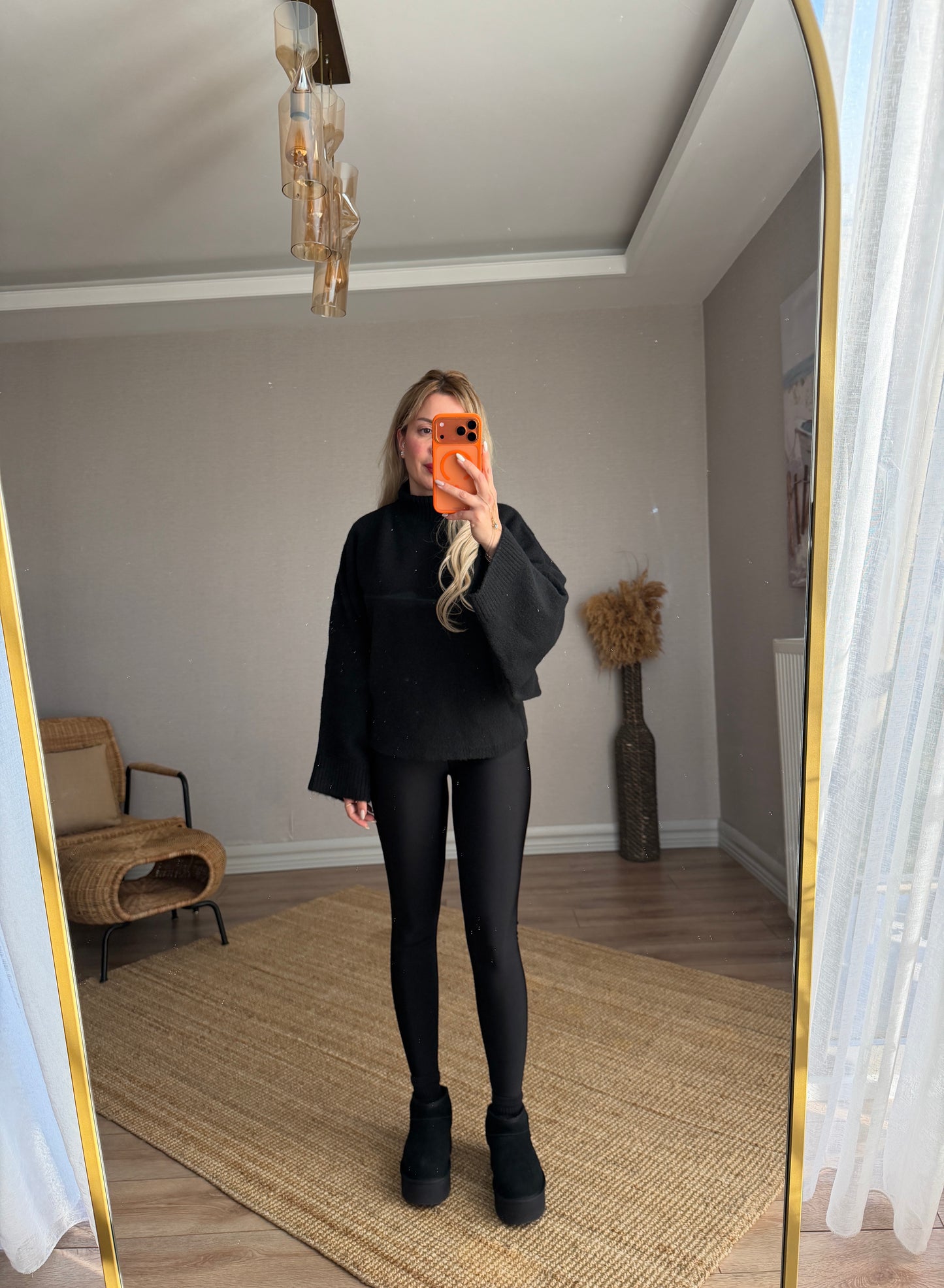 DİLVİN SİYAH TAYT