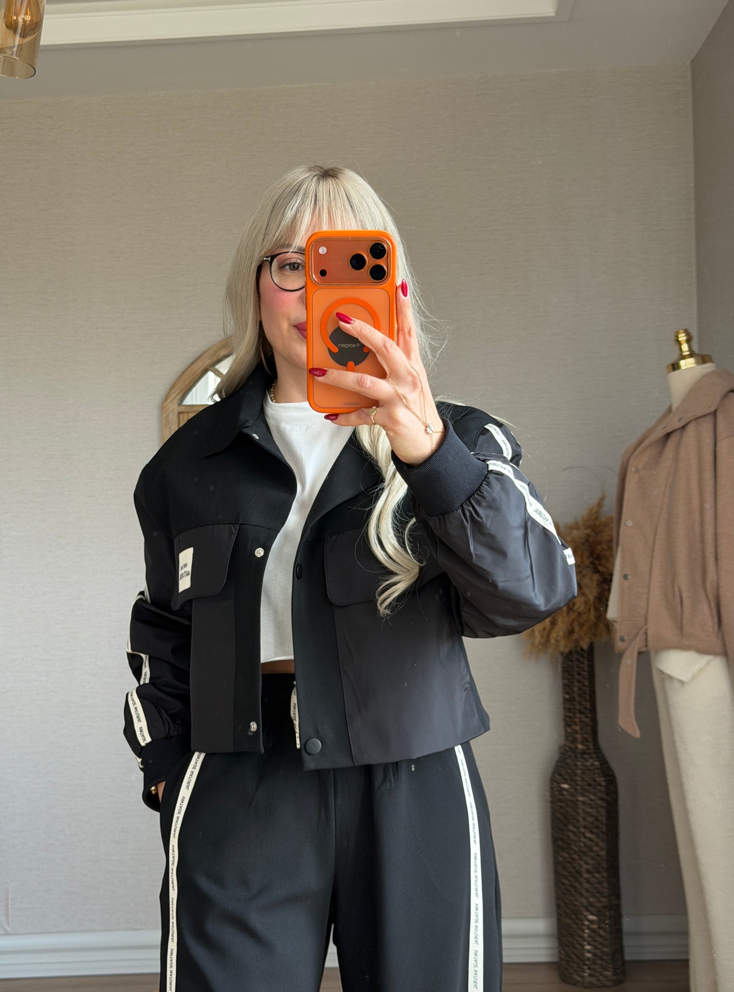 SİYAH ŞERİT DETAYLI TAKIM