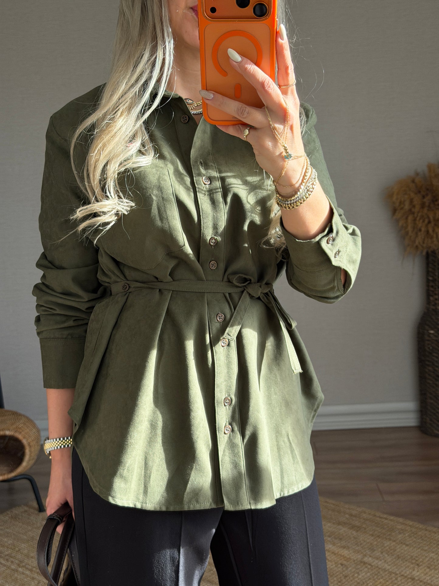 DİLVİN YEŞİL SÜET GÖMLEK